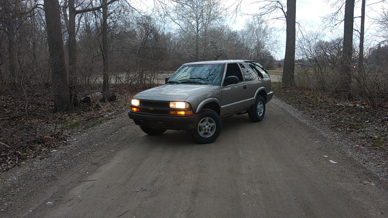 Illustration for article titled JRC Reviews: 1999 Chevy Blazer 4x4